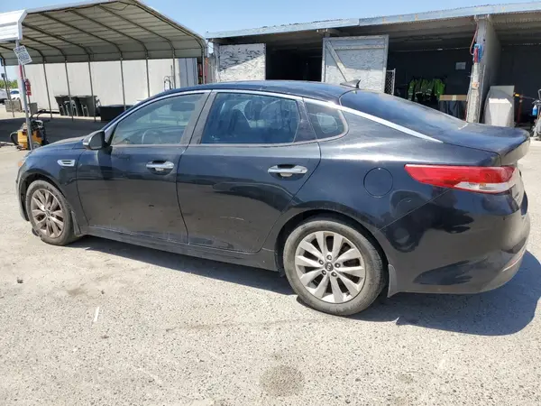 5XXGU4L32GG040573 2016 KIA OPTIMA - Image 2