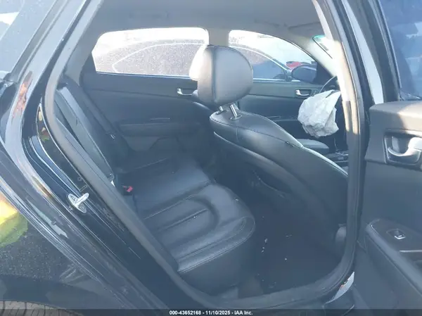 5XXGU4L32GG040895 2016 KIA OPTIMA - Image 8