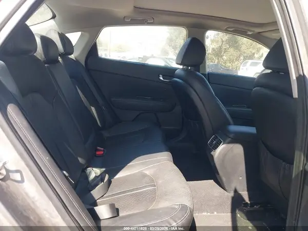 5XXGU4L32GG058197 2016 KIA OPTIMA - Image 8