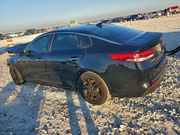 5XXGU4L32GG058863 2016 KIA OPTIMA - Image 2