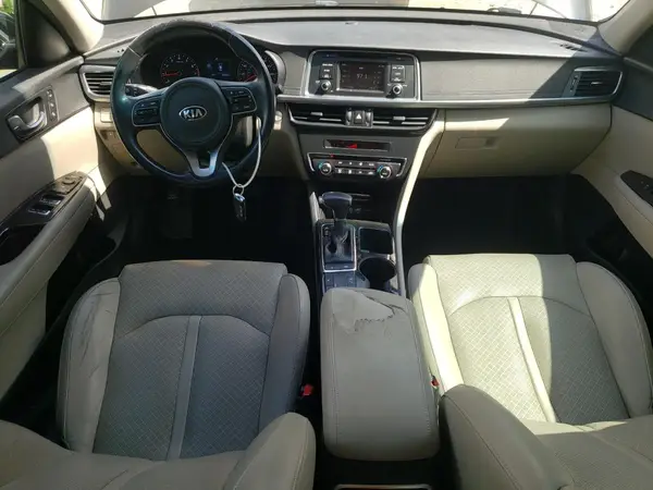 5XXGU4L32GG063075 2016 KIA OPTIMA - Image 8