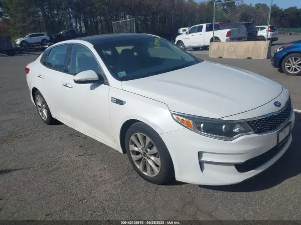 5XXGU4L32GG070138 2016 KIA OPTIMA - Image 1
