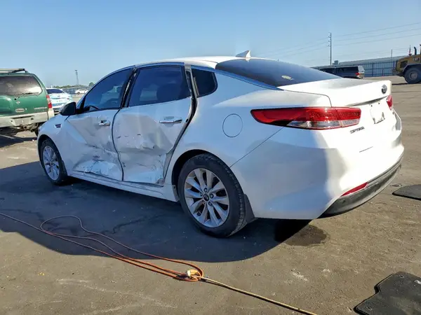 5XXGU4L32GG070625 2016 KIA OPTIMA - Image 2