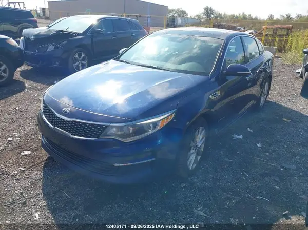 5XXGU4L32GG072858 2016 KIA OPTIMA - Image 2
