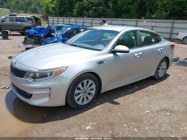 5XXGU4L32GG080569 2016 KIA OPTIMA - Image 2