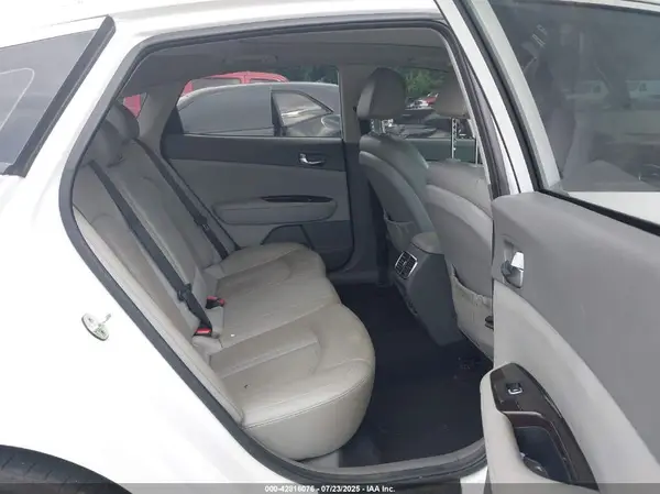 5XXGU4L32GG080605 2016 KIA OPTIMA - Image 8