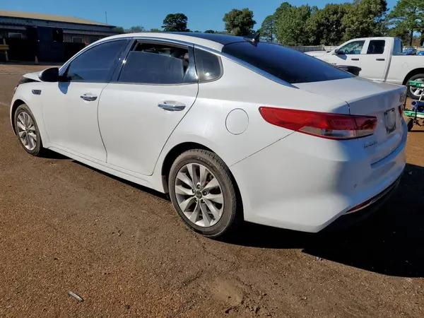 5XXGU4L32GG080684 2016 KIA OPTIMA - Image 2