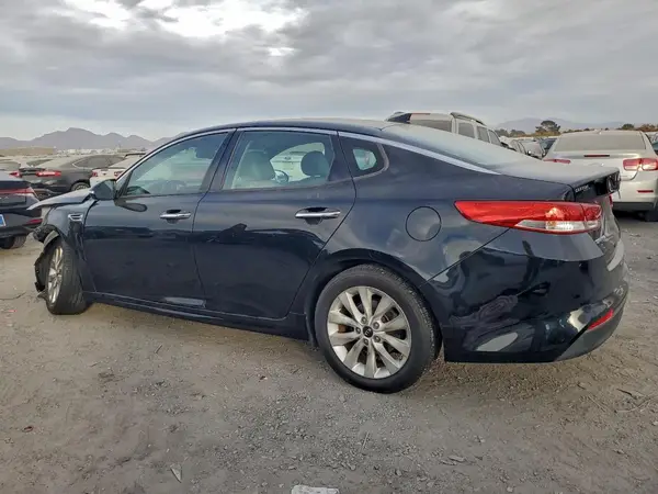 5XXGU4L32GG080877 2016 KIA OPTIMA - Image 2