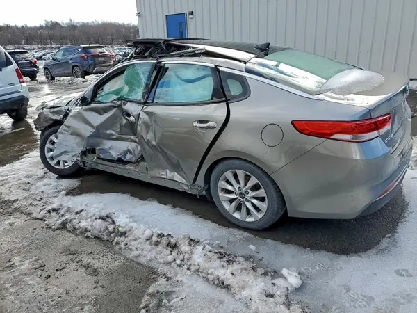 5XXGU4L32GG095041 2016 KIA OPTIMA - Image 2