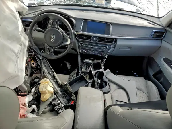 5XXGU4L32GG095041 2016 KIA OPTIMA - Image 8