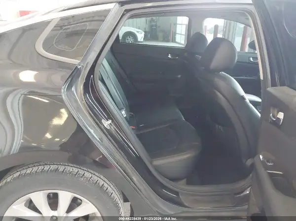 5XXGU4L32GG095458 2016 KIA OPTIMA - Image 8