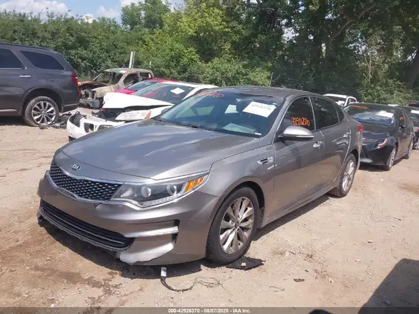 5XXGU4L32GG098747 2016 KIA OPTIMA - Image 2