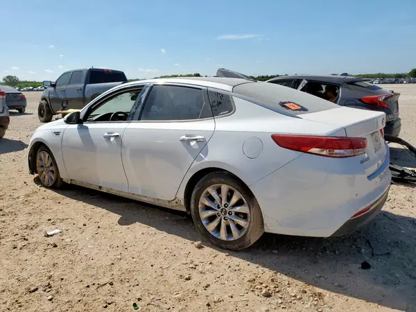 5XXGU4L32GG099252 2016 KIA OPTIMA - Image 2