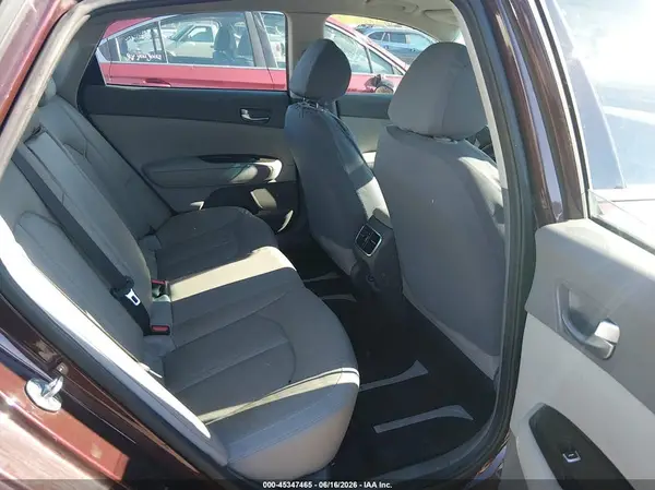 5XXGU4L32GG106541 2016 KIA OPTIMA - Image 8