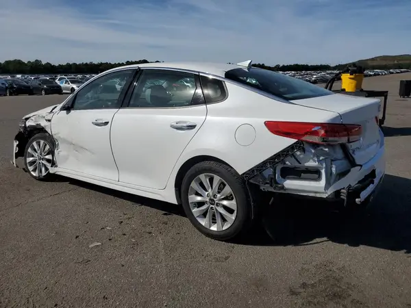 5XXGU4L32GG107446 2016 KIA OPTIMA - Image 2
