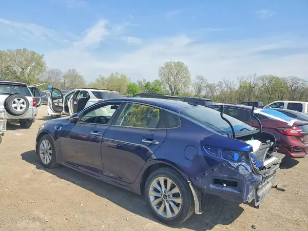 5XXGU4L32GG108919 2016 KIA OPTIMA - Image 2