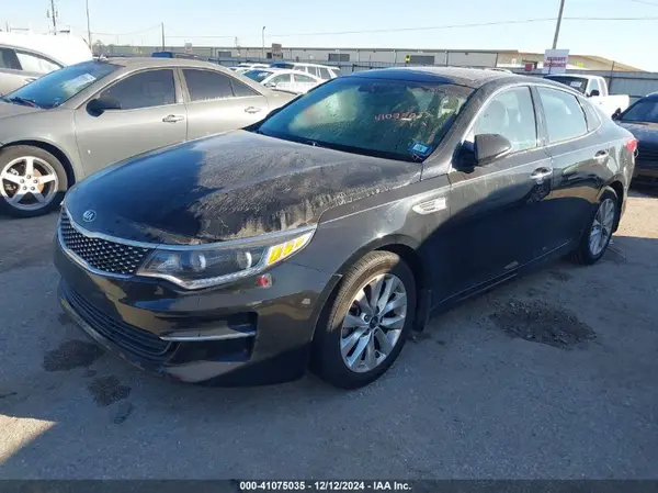 5XXGU4L32GG113263 2016 KIA OPTIMA - Image 2
