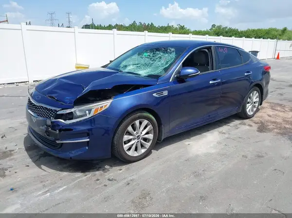 5XXGU4L32GG118852 2016 KIA OPTIMA - Image 2