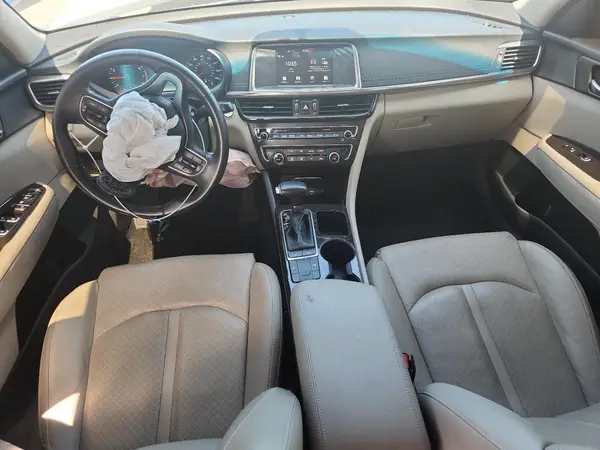 5XXGU4L32HG126726 2017 KIA OPTIMA - Image 8
