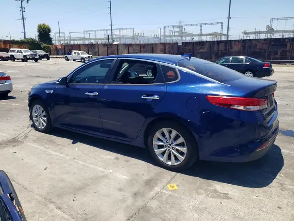 5XXGU4L32HG127987 2017 KIA OPTIMA - Image 2