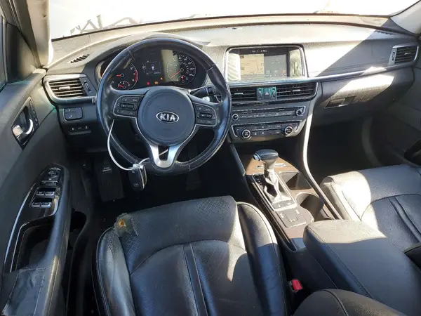 5XXGU4L32HG135653 2017 KIA OPTIMA - Image 8