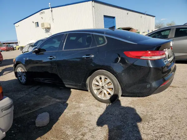 5XXGU4L32HG157412 2017 KIA OPTIMA - Image 2