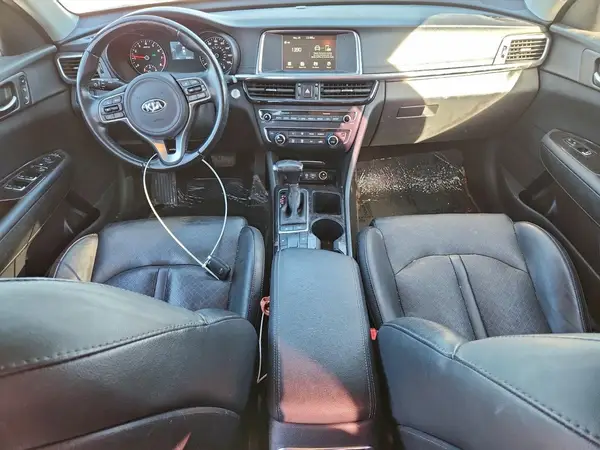 5XXGU4L32HG158477 2017 KIA OPTIMA - Image 8