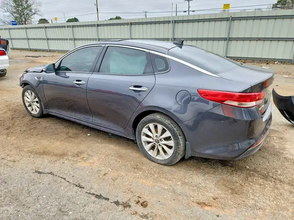 5XXGU4L32HG160519 2017 KIA OPTIMA - Image 2