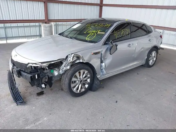 5XXGU4L32HG173898 2017 KIA OPTIMA - Image 2