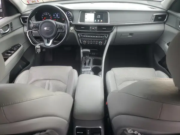 5XXGU4L32HG173979 2017 KIA OPTIMA - Image 8
