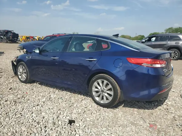 5XXGU4L32JG183644 2018 KIA OPTIMA - Image 2