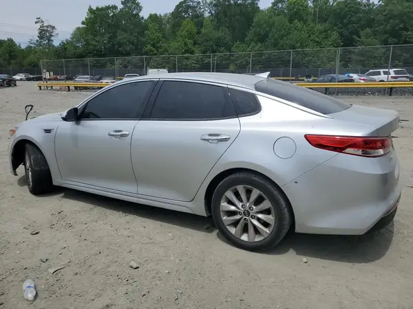 5XXGU4L32JG203441 2018 KIA OPTIMA - Image 2