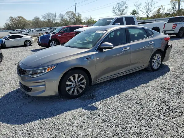 5XXGU4L32JG218652 2018 KIA OPTIMA - Image 1