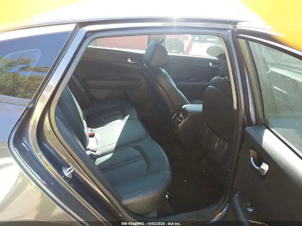 5XXGU4L32JG222930 2018 KIA OPTIMA - Image 8