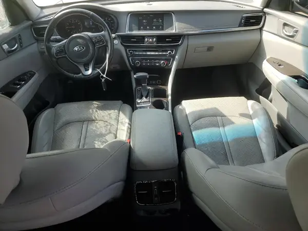 5XXGU4L32JG225262 2018 KIA OPTIMA - Image 8
