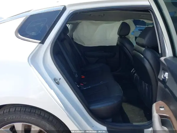 5XXGU4L32JG227691 2018 KIA OPTIMA - Image 8