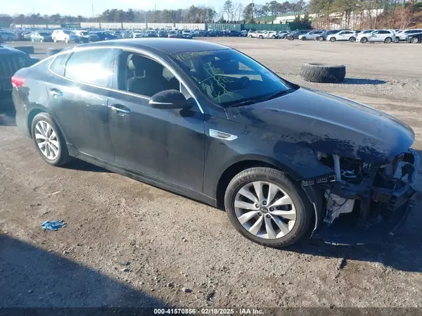 5XXGU4L32JG234284 2018 KIA OPTIMA - Image 1