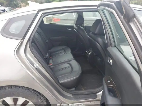 5XXGU4L32JG273425 2018 KIA OPTIMA - Image 8