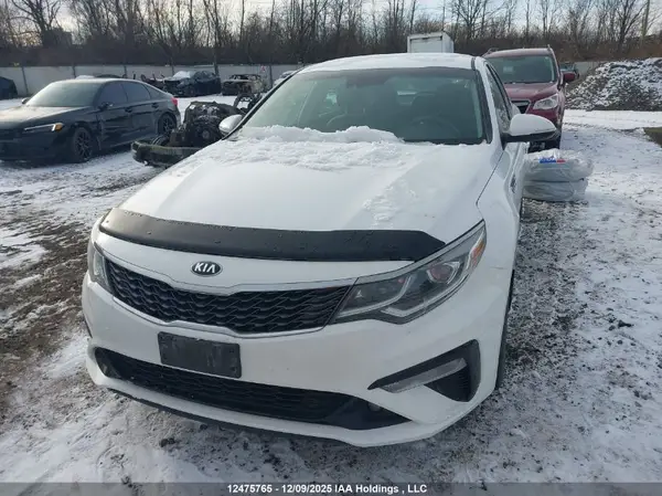 5XXGU4L32LG432933 2020 KIA OPTIMA - Image 2