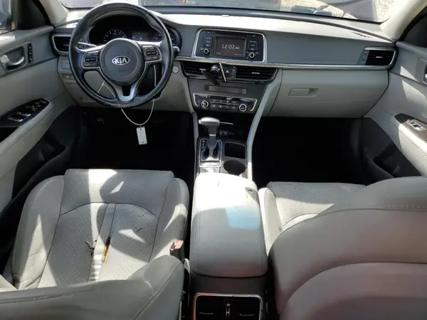 5XXGU4L33GG006240 2016 KIA OPTIMA - Image 8