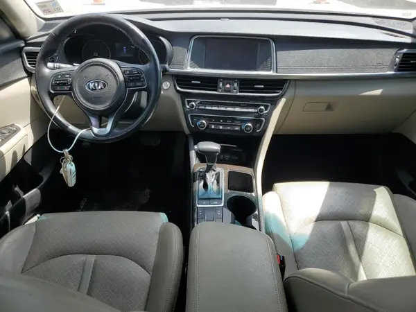 5XXGU4L33GG008957 2016 KIA OPTIMA - Image 8