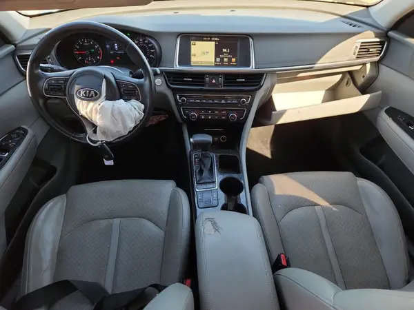 5XXGU4L33GG010112 2016 KIA OPTIMA - Image 8