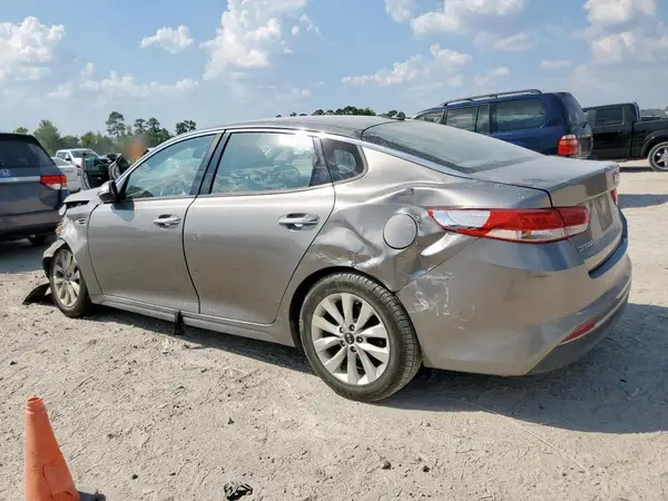 5XXGU4L33GG018209 2016 KIA OPTIMA - Image 2