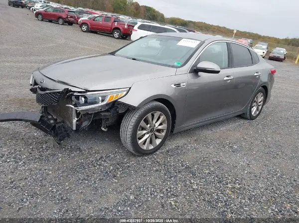 5XXGU4L33GG041196 2016 KIA OPTIMA - Image 2