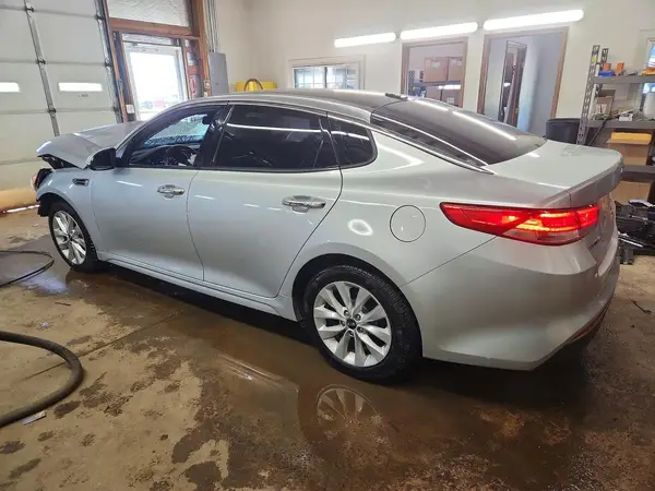 5XXGU4L33GG049024 2016 KIA OPTIMA - Image 2