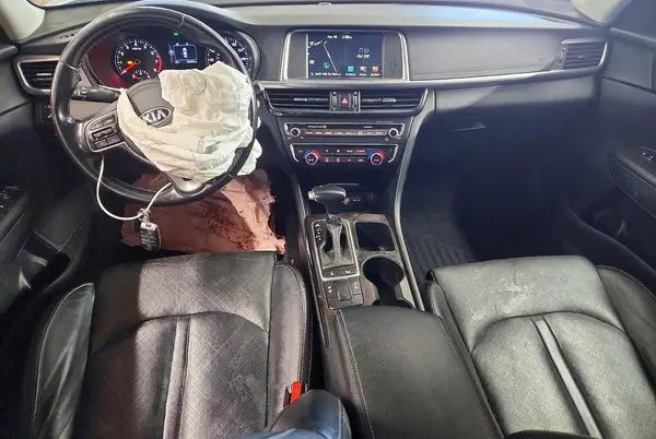 5XXGU4L33GG049024 2016 KIA OPTIMA - Image 8