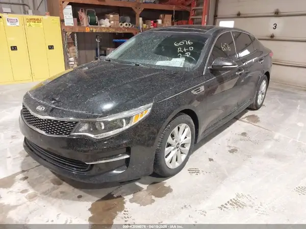 5XXGU4L33GG052134 2016 KIA OPTIMA - Image 2