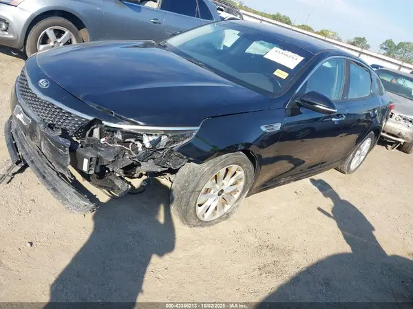 5XXGU4L33GG057785 2016 KIA OPTIMA - Image 2