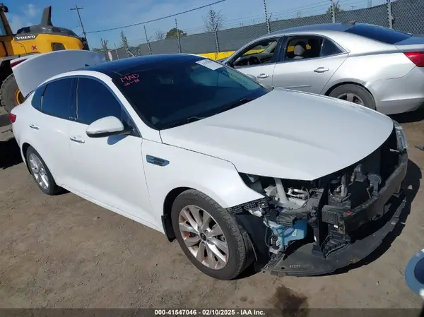 5XXGU4L33GG057978 2016 KIA OPTIMA - Image 1