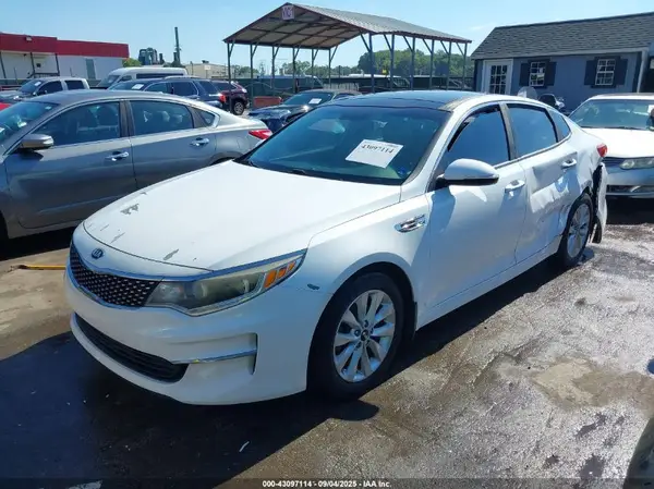 5XXGU4L33GG065272 2016 KIA OPTIMA - Image 2